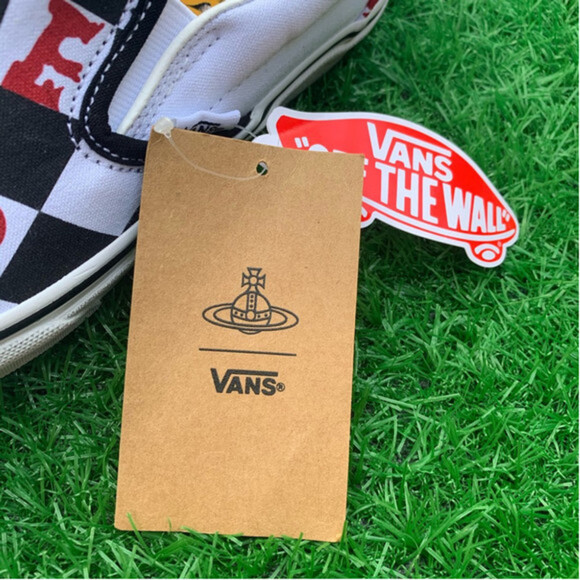 Vans Classic Slip on Shoes - Picture 9 of 12